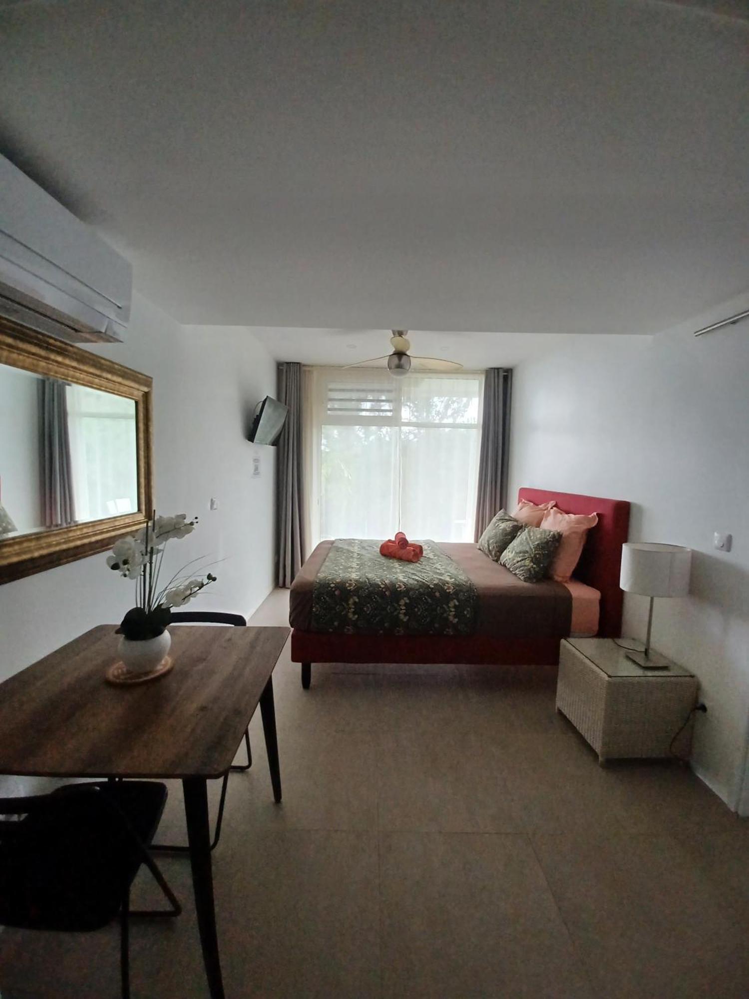 Logement Cosy Avec Piscine Et Vue Tahiti Punaauia Экстерьер фото