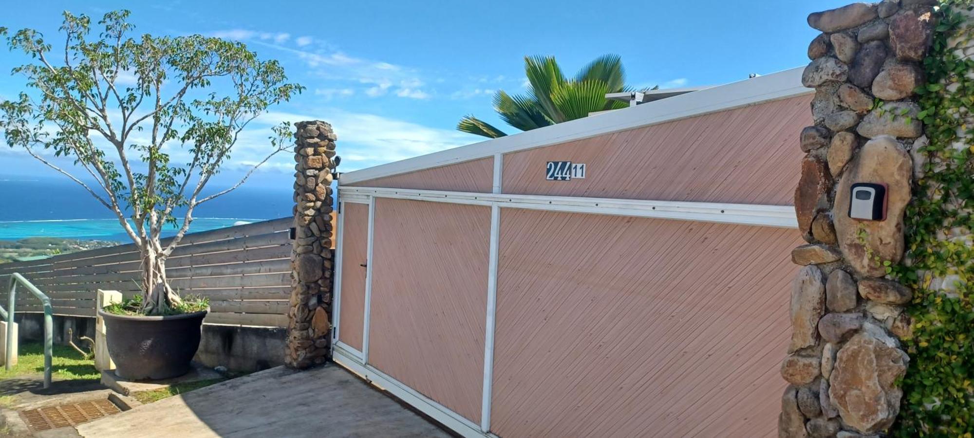 Logement Cosy Avec Piscine Et Vue Tahiti Punaauia Экстерьер фото